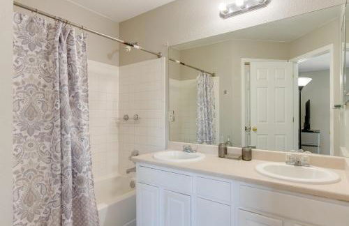 Spacious Aurora Home 20 Mi to Downtown Denver! - Foto 12