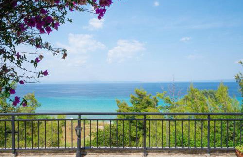 First in the sea with amazing view house - Photo 13