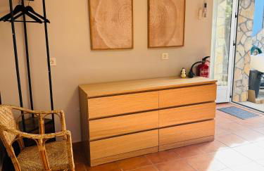 La Casa del Pueblo con piscina y barbacoa - Foto 12