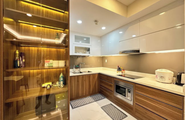 Genius SaiGon - Sunrise City View D7 - Photo 26