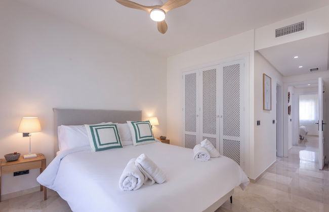 2 Bedroom, 2 Bathroom Penthouse Apartment - Foto 2