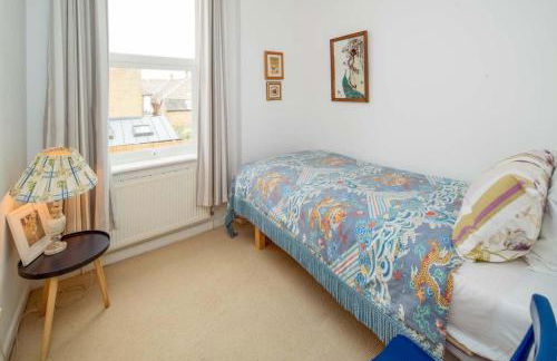 Flat 1, Medeira House - Photo 11