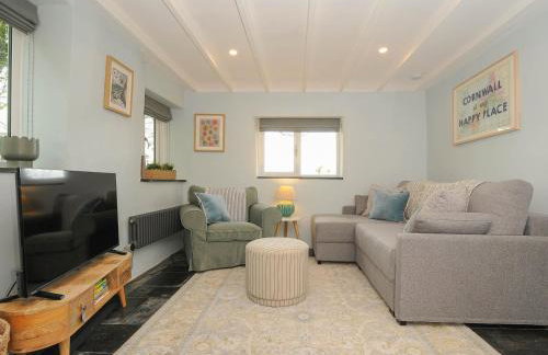 Rose Cottage - Photo 3