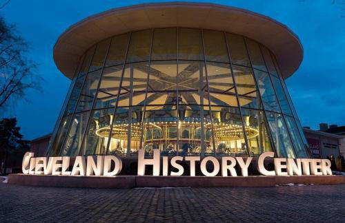 Lofts on E 4th, WALK TO CAVS, Sleeps 6 - Foto 35