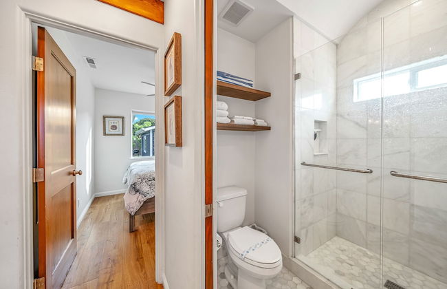 Charming 2 BDR Seaside Cottage 5 Min to Beach! - Foto 23