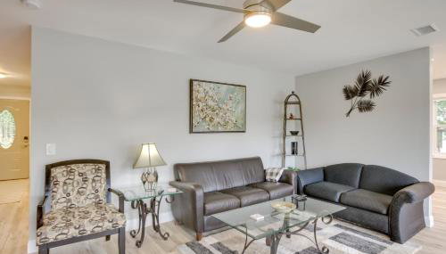 Waterfront Lakehouse w/ Private Dock & Fire Pit! - Foto 5