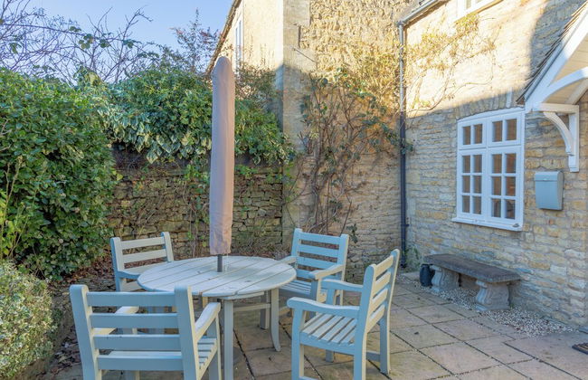 Jasmine Cottage-2BD in Heart of Bourton - Photo 38