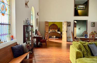 Lafayette's Oldest Church - Foto 55