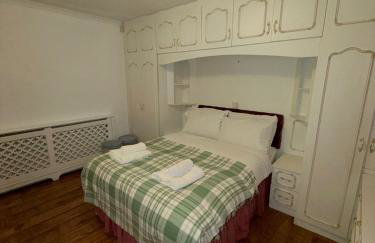 5 Bed cosy family home near Heathrow l London - Foto 16