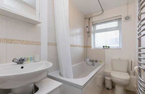 1 Bed Flat In Horsham Town Centre With Free Parking - Photo 13