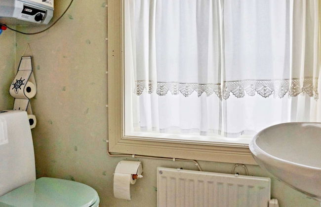 7 Person Holiday Home in Grisslehamn - Photo 4