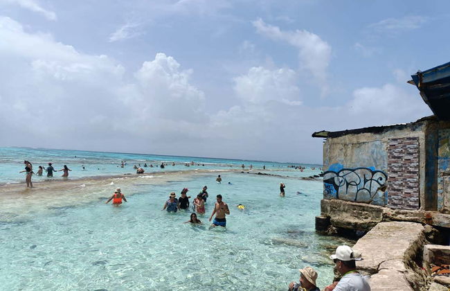 Cayo Acuario Day Trip - Photo 5