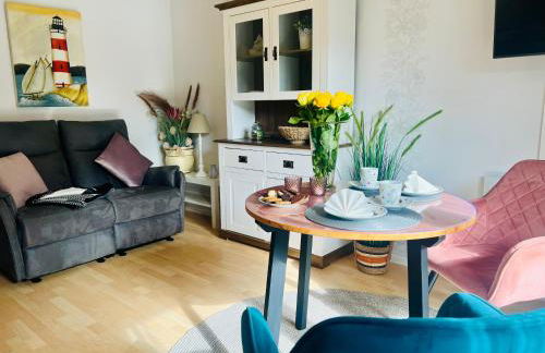 SommerLund - macht Laune auf Meer - Ruhige und sonnige Ferienwohnung mit Terrasse und Garten nahe Strand und Ostsee - Foto 2