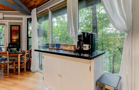 Treetopper Hideaway - A Relaxing Chic Bungalow - Foto 17