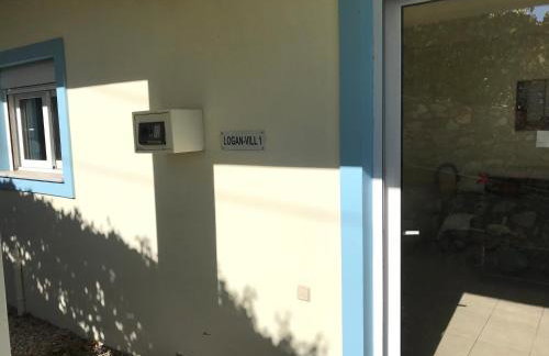 Breathtaking sea and Mountain views with Private pool, Peace full relaxing Villa with WiFi near Shops and Restaurants - Photo 36