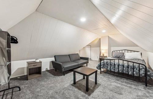 Modern Family Friendly Home 3 Bedroom Great Location - Foto 20