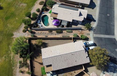 Boho Chic Arizona Villa w Pool & Mini Golf - Foto 5