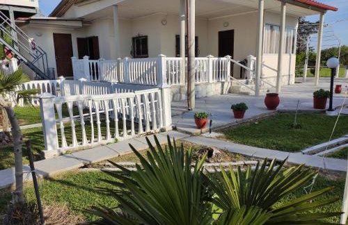 Villa Artzie. Έξοχικο με τεράστιο εξωτερικό χώρο. - Foto 16