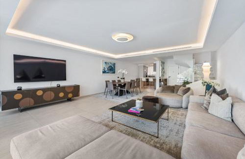 Luxury 5-Bedroom Townhouse in Puente Romano - Foto 47