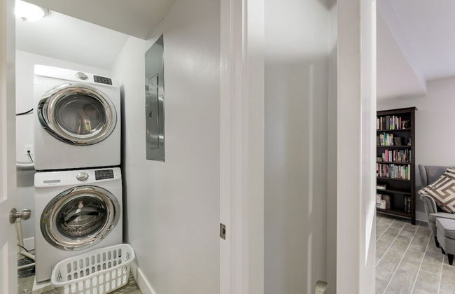 The Magnolia - Modern - 2BD / 2bth - Luxury Bedding - Foto 7