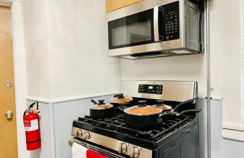 KING Bed Cozy First Floor Apt 25Mins to Falls - Foto 5