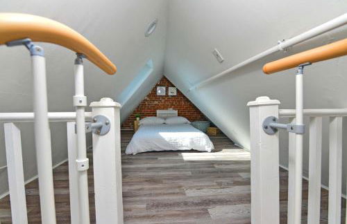 Jennifer's Unique Loft Near Brown 2 Parking Spots - Foto 17