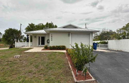 New Beach Cabana with Mini Golf - Foto 13