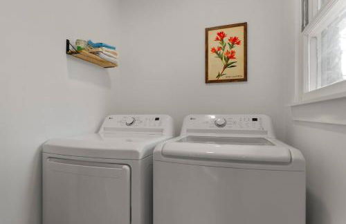 NEW! CowboyPool* 2Kings* Sleeps12* GroupTrip* - Foto 20