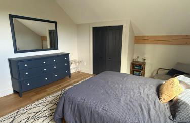 Gray Owl Lodge- A Serene Lakefront Retreat on Sleepy Hollow Lake near Hudson NY - Foto 39