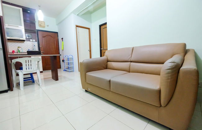 Comfy 2BR Apartment Salemba Residence - Foto 17