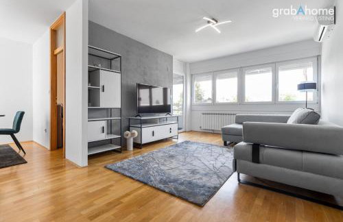 Crosspoint Zagreb - Photo 1