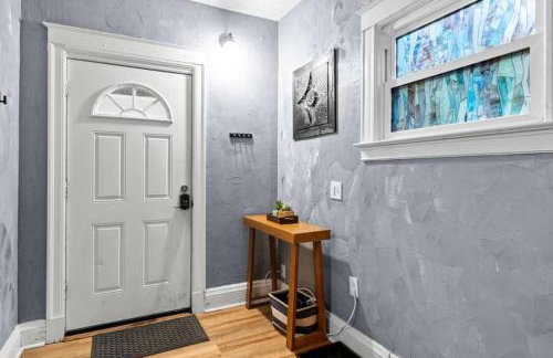 3BR Family Home • 1 mile to Niagara Falls USA - Foto 9