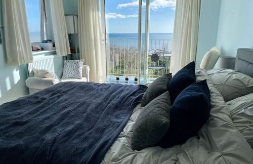 Stunning Charmouth Property with Bay views! - Photo 61