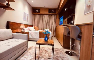 Granja Brasil - Lindo Studio - Com Piscina e Lazer - No Centro de Itaipava - Foto 9