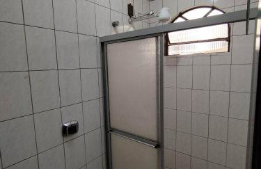 Seu Apto Centro 7 Excelente Local 5 Camas Até 6 Pessoas 2Q Ar Cond Geladeira Fogao TV Bem Simples Econômico - Foto 38
