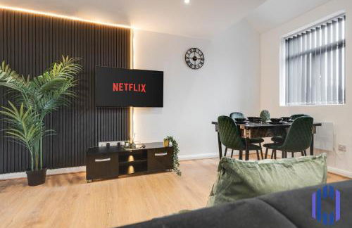 Sophisticated & Stylish Flat near Manchester Airport - Sleeps 9 - Foto 2