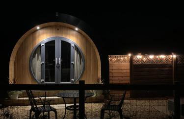 Luxury Glamping Pods with private Hot Tubs - Dog Friendly - Foto 21