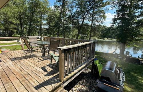 Cute Whitefish Cabin with Hot tub - Foto 1
