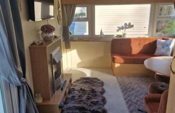 3 Bed Caravan - Sleeps 6 - Pets - Parking - Wifi - Foto 4