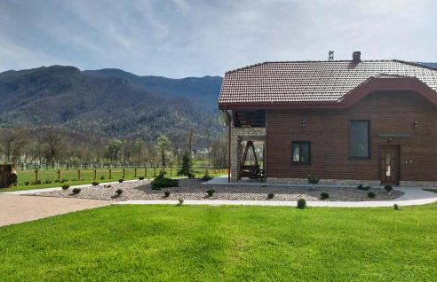 Luxurious Home In Brusane With Sauna - Photo 22