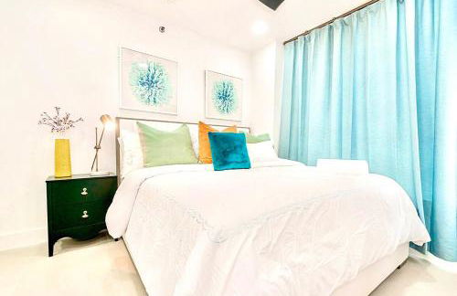 2-Min to Beach, Upscale Enclave - Foto 29