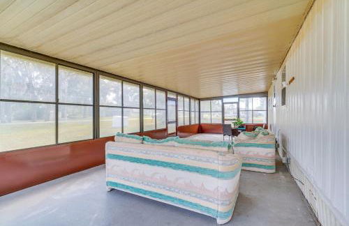 5 Mi to Golf Charming Hernando Home with Deck - Photo 22