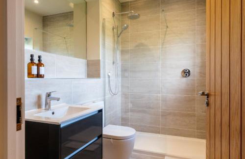 Luxury Cotswolds Estate with Pool - Foto 26