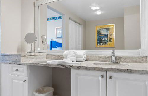 Seventh Floor Serenity, Updated 3BR with OceanFront Private Balcony at The Wyndham Ocean Walk Resort - Foto 10