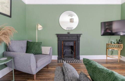 Stylish 3-Bed Home - 2 Mins to Beach & Town - Foto 23