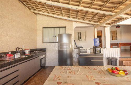 Casa 4 Quartos c/ Varanda Gourmet e Piscina - Foto 11