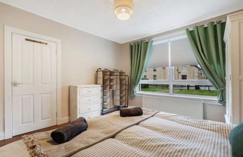 Free Parking - Central - Sleeps 6 - Great Location - Photo 11