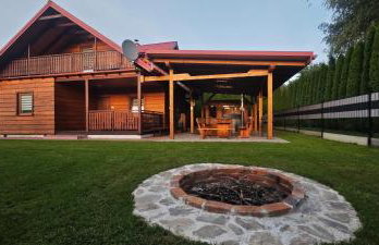 Ranczo Bieszczady 2 - Domek z Sauną i Jacuzzi - Foto 1