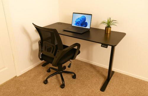 Work Play Stay Pet-friendly With Foosball - Foto 12