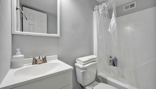 Duke - Pet Friendly 1BR with Gym & Pool - Foto 2